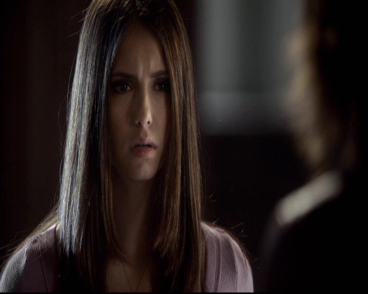VampireDiariesWorld-dot-org_2x08Rose0951.jpg
