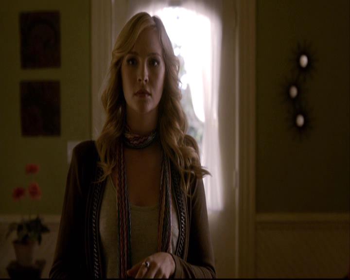 VampireDiariesWorld-dot-org_2x08Rose0962.jpg