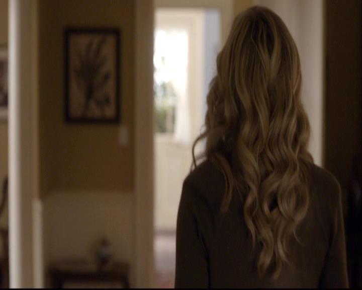 VampireDiariesWorld-dot-org_2x08Rose0963.jpg