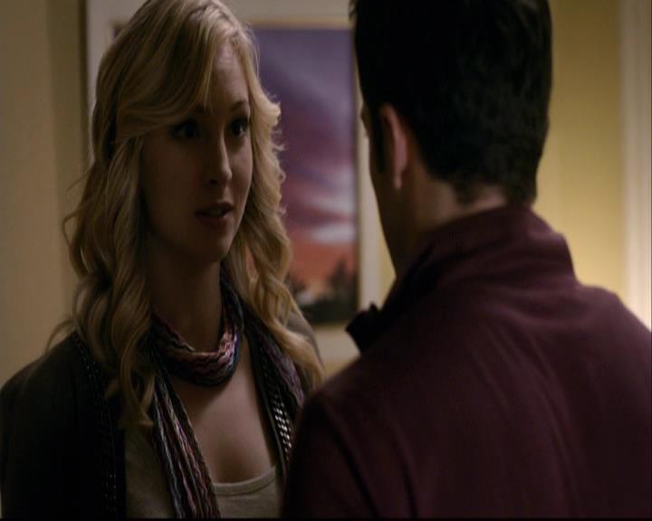 VampireDiariesWorld-dot-org_2x08Rose0987.jpg