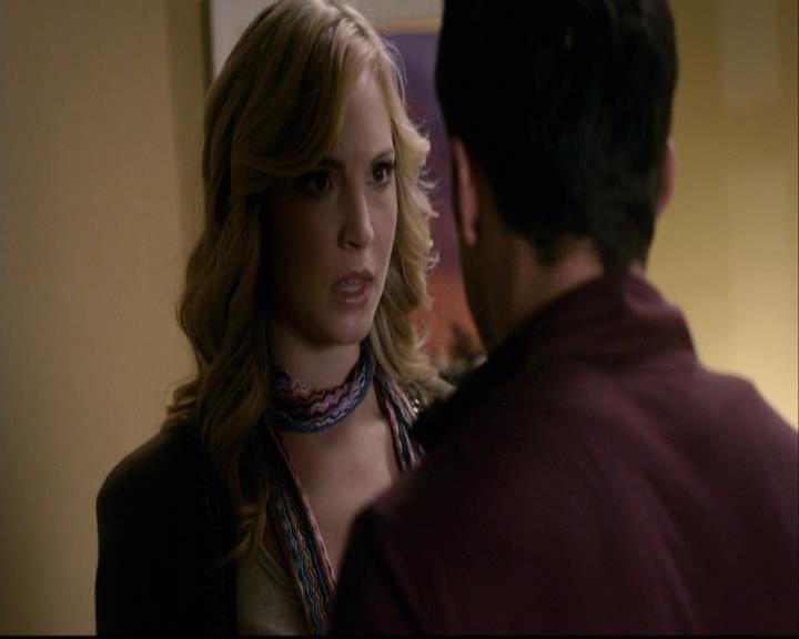 VampireDiariesWorld-dot-org_2x08Rose1010.jpg