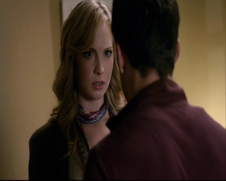 VampireDiariesWorld-dot-org_2x08Rose1014.jpg