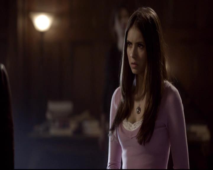 VampireDiariesWorld-dot-org_2x08Rose1045.jpg