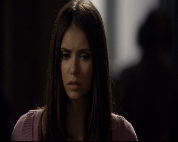 VampireDiariesWorld-dot-org_2x08Rose1085.jpg