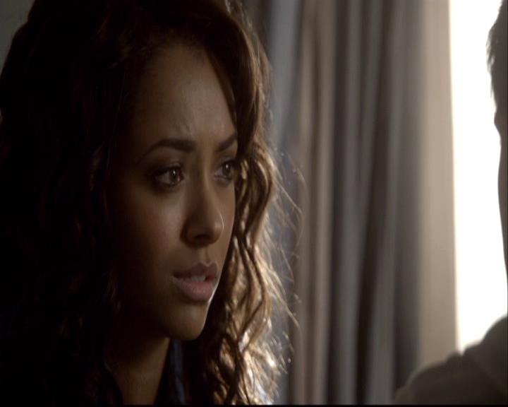 VampireDiariesWorld-dot-org_2x08Rose1172.jpg