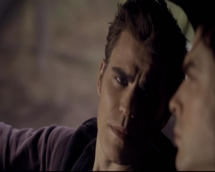 VampireDiariesWorld-dot-org_2x08Rose1205.jpg