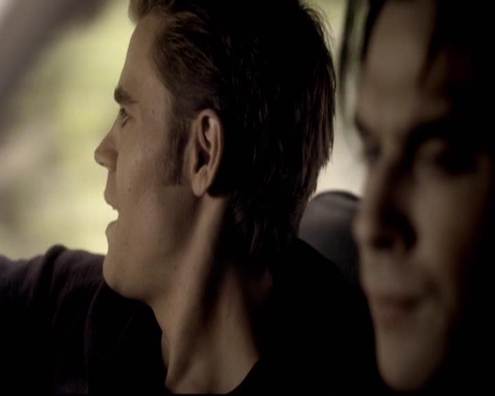 VampireDiariesWorld-dot-org_2x08Rose1225.jpg
