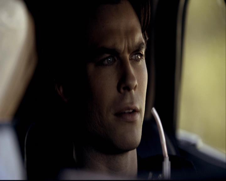 VampireDiariesWorld-dot-org_2x08Rose1252.jpg