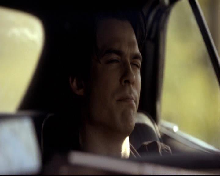 VampireDiariesWorld-dot-org_2x08Rose1268.jpg