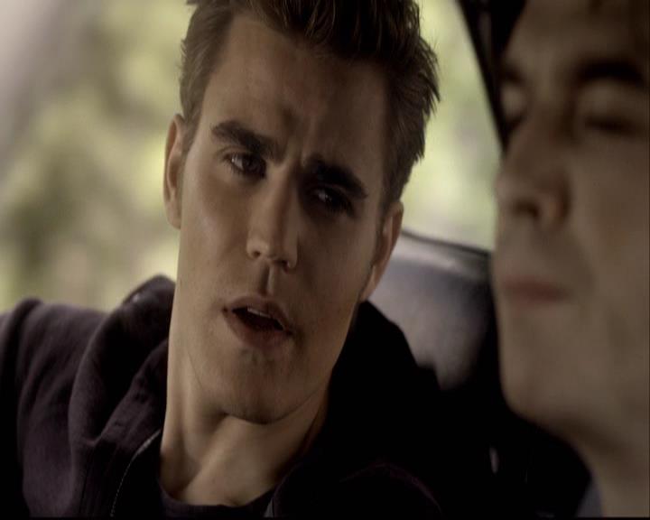 VampireDiariesWorld-dot-org_2x08Rose1278.jpg