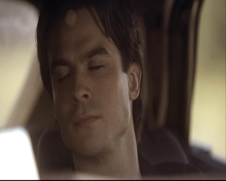 VampireDiariesWorld-dot-org_2x08Rose1282.jpg