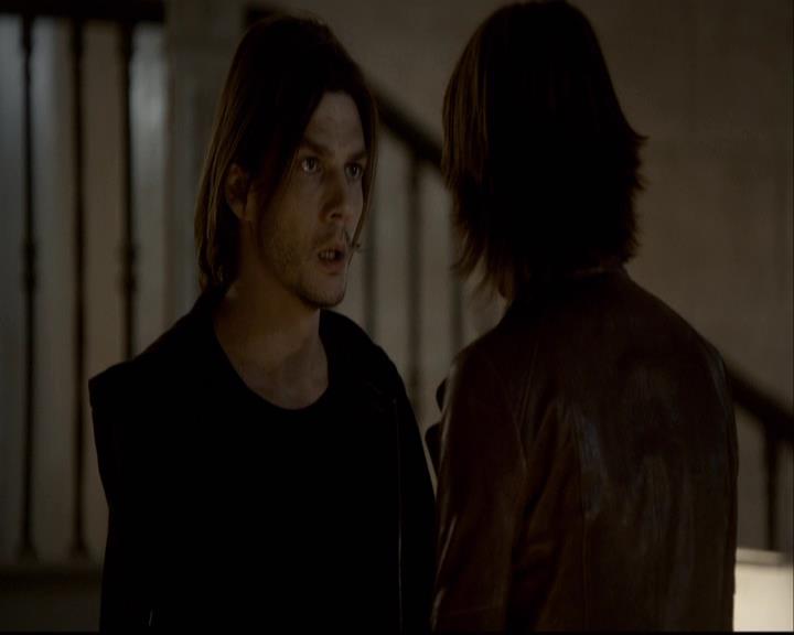 VampireDiariesWorld-dot-org_2x08Rose1304.jpg
