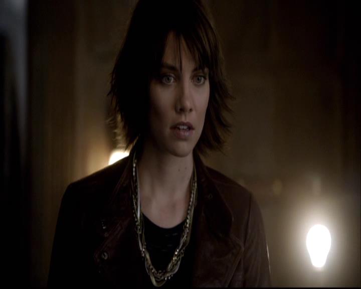 VampireDiariesWorld-dot-org_2x08Rose1422.jpg