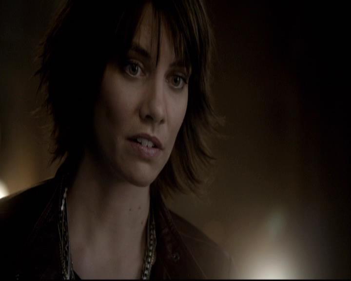 VampireDiariesWorld-dot-org_2x08Rose1430.jpg