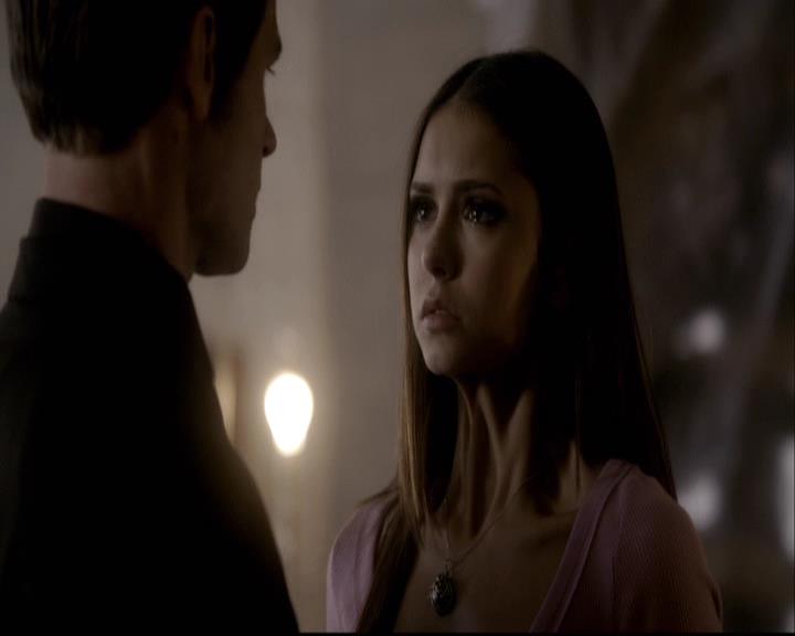 VampireDiariesWorld-dot-org_2x08Rose1472.jpg