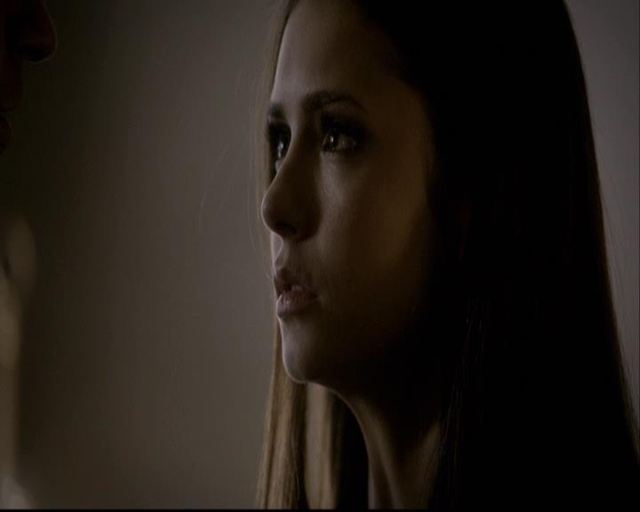 VampireDiariesWorld-dot-org_2x08Rose1475.jpg