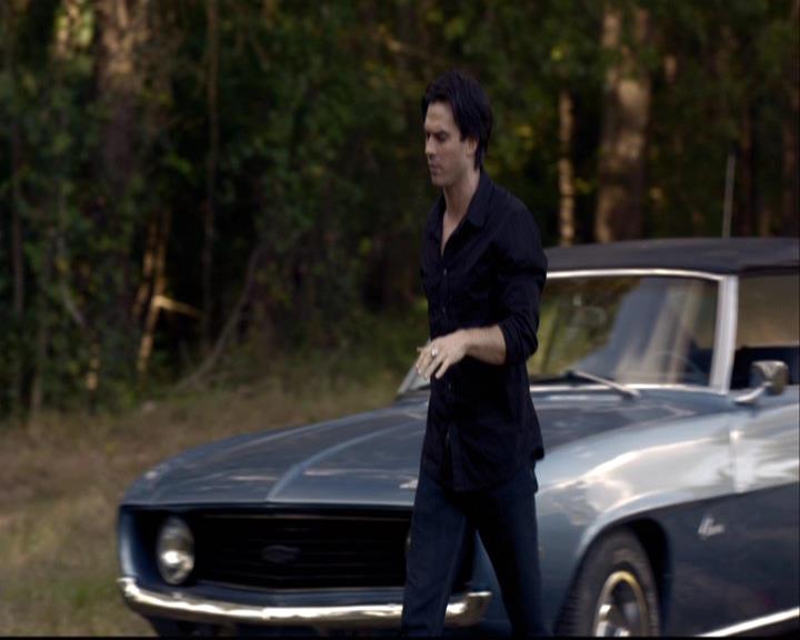 VampireDiariesWorld-dot-org_2x08Rose1485.jpg