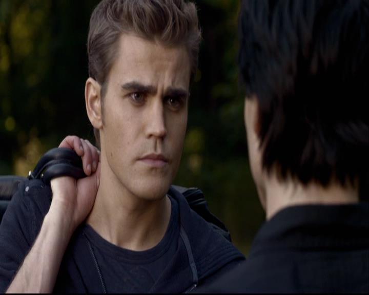VampireDiariesWorld-dot-org_2x08Rose1495.jpg