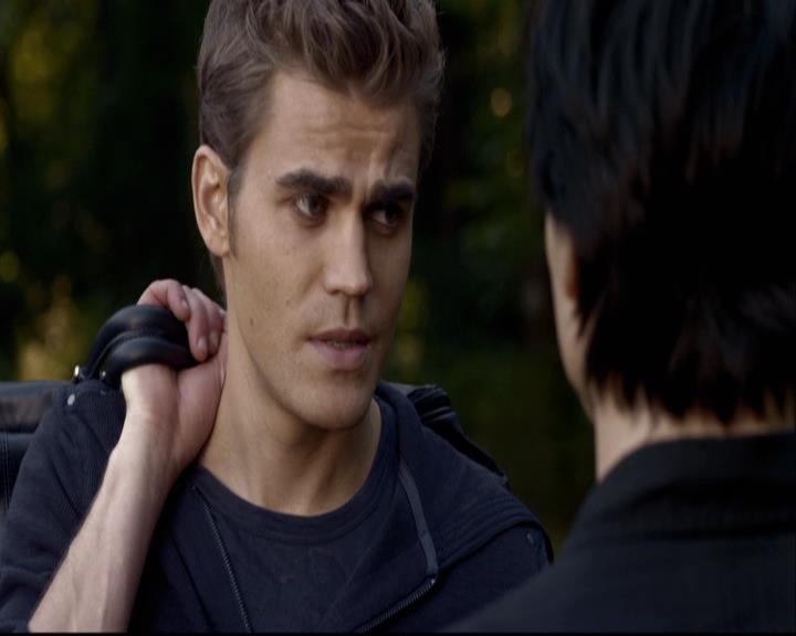 VampireDiariesWorld-dot-org_2x08Rose1502.jpg
