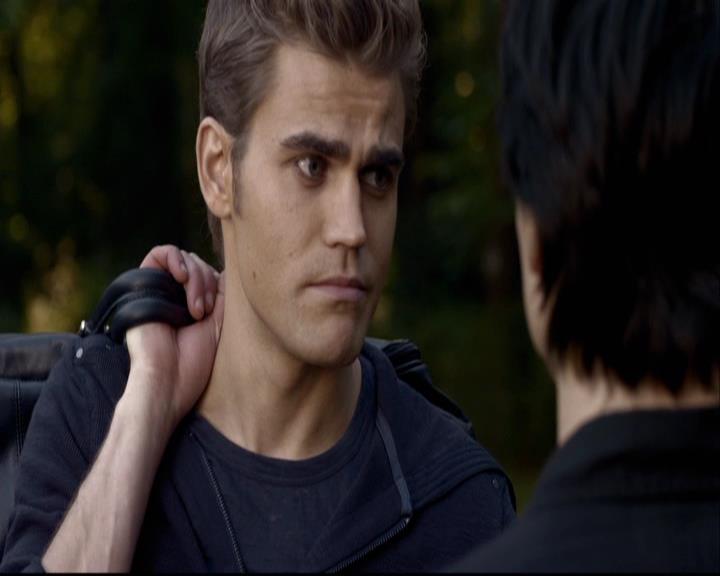 VampireDiariesWorld-dot-org_2x08Rose1504.jpg