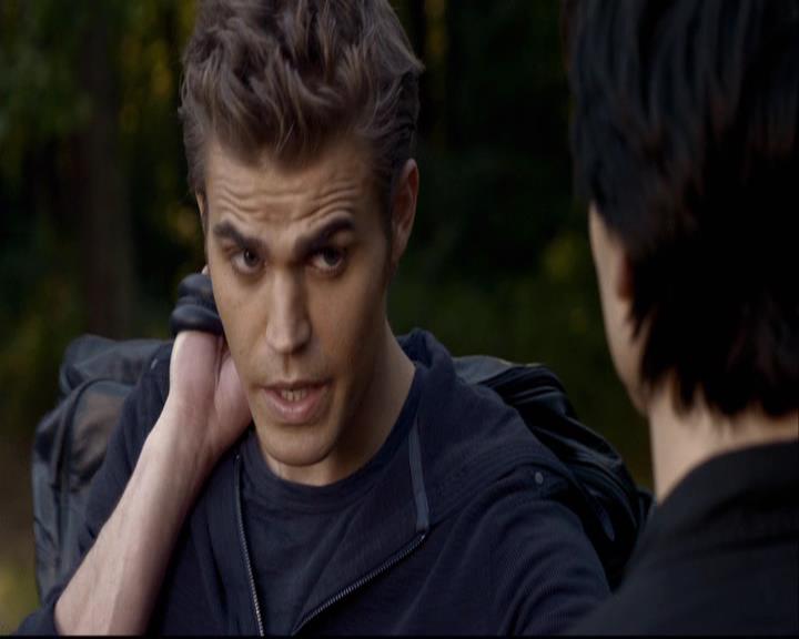 VampireDiariesWorld-dot-org_2x08Rose1508.jpg