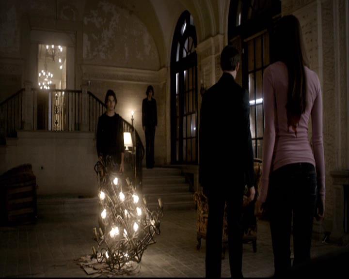 VampireDiariesWorld-dot-org_2x08Rose1525.jpg