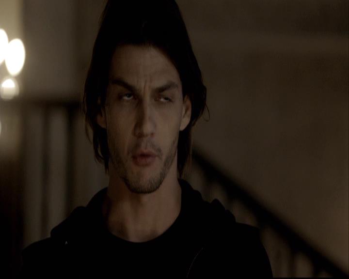 VampireDiariesWorld-dot-org_2x08Rose1527.jpg