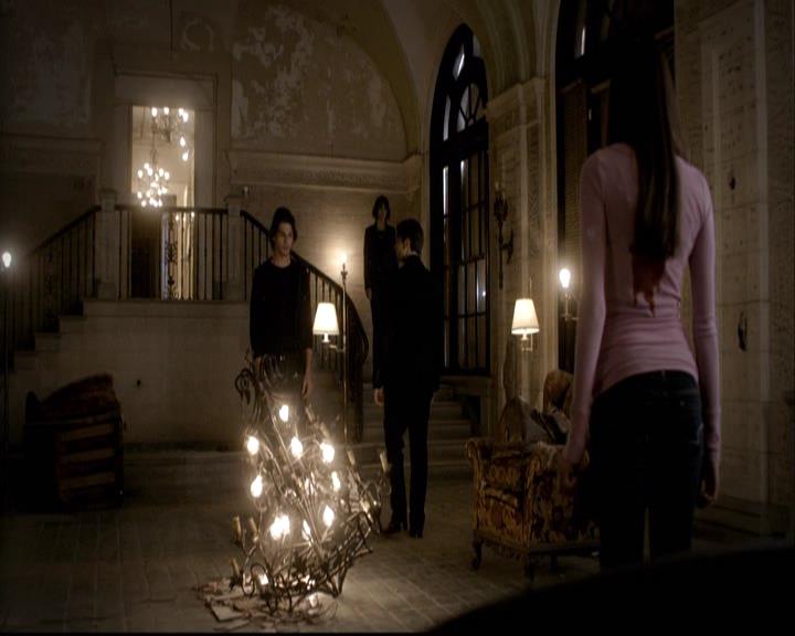 VampireDiariesWorld-dot-org_2x08Rose1531.jpg