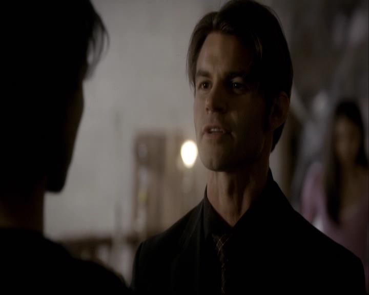 VampireDiariesWorld-dot-org_2x08Rose1552.jpg