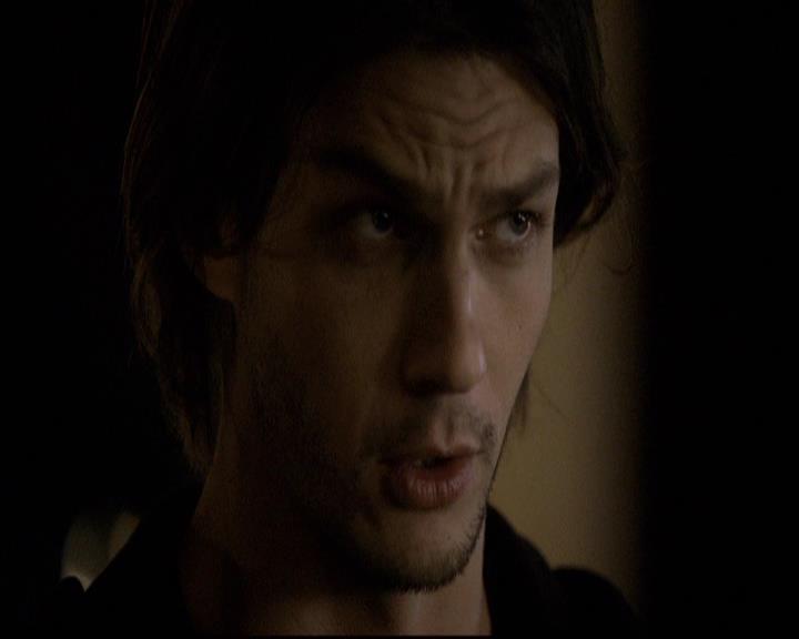 VampireDiariesWorld-dot-org_2x08Rose1555.jpg