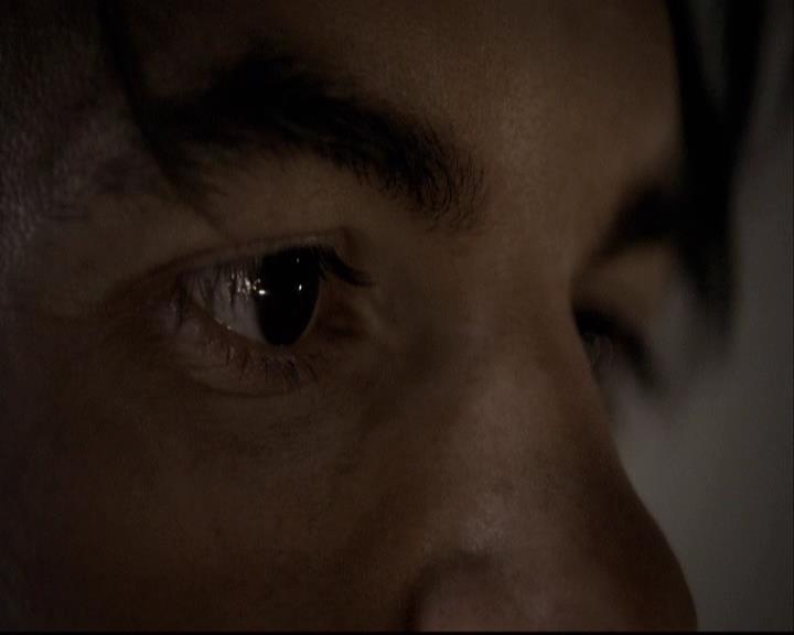 VampireDiariesWorld-dot-org_2x08Rose1596.jpg