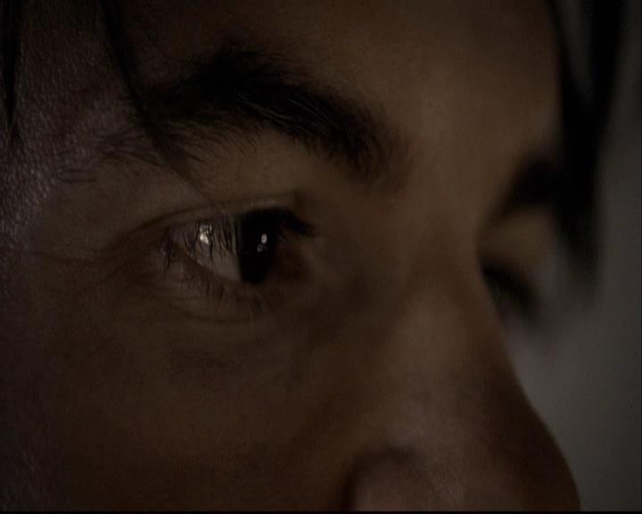 VampireDiariesWorld-dot-org_2x08Rose1597.jpg
