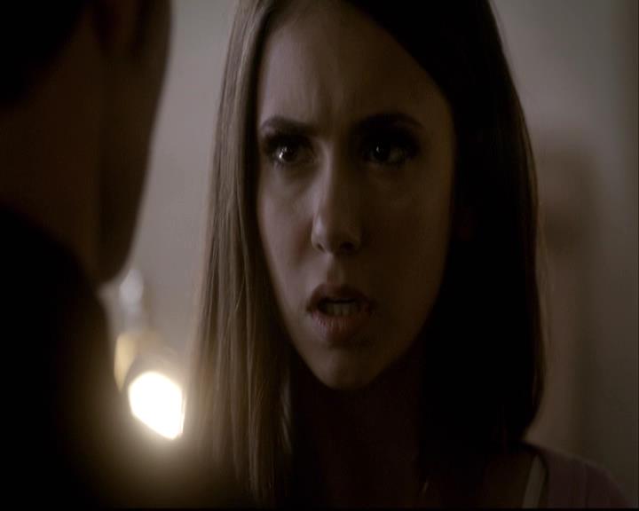VampireDiariesWorld-dot-org_2x08Rose1599.jpg