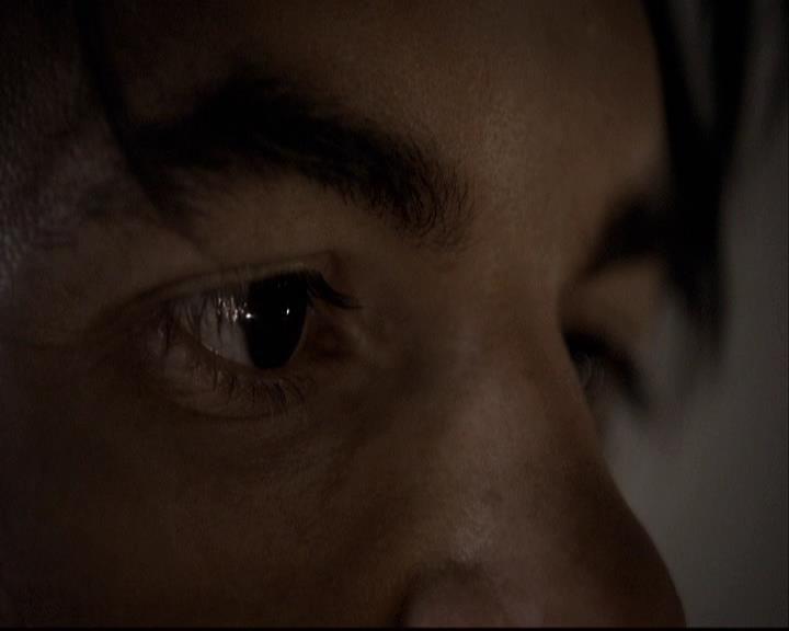 VampireDiariesWorld-dot-org_2x08Rose1608.jpg