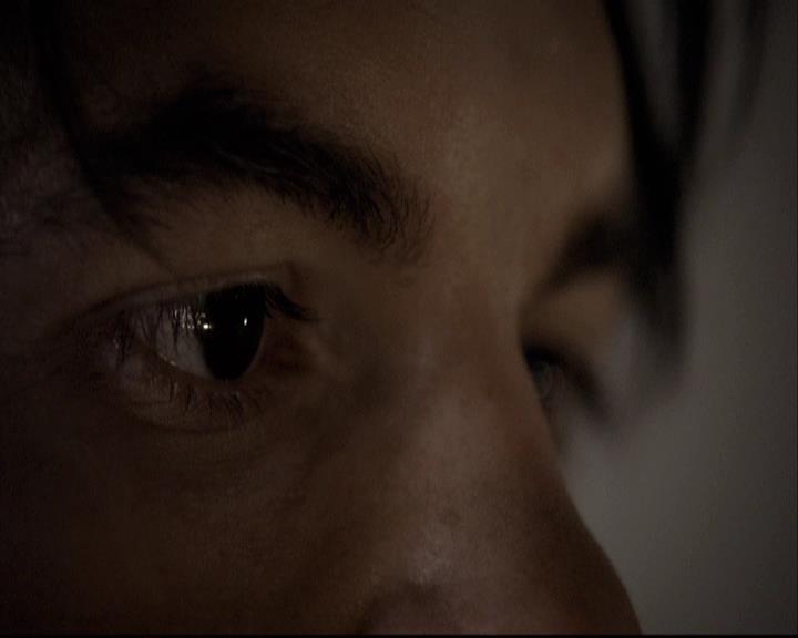 VampireDiariesWorld-dot-org_2x08Rose1616.jpg