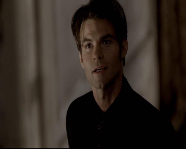 VampireDiariesWorld-dot-org_2x08Rose1711.jpg