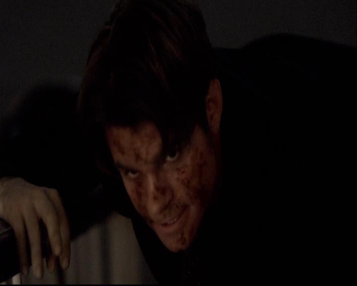 VampireDiariesWorld-dot-org_2x08Rose1722.jpg