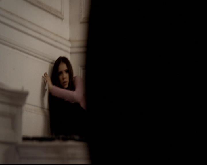 VampireDiariesWorld-dot-org_2x08Rose1728.jpg