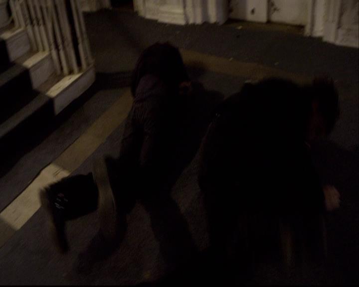 VampireDiariesWorld-dot-org_2x08Rose1740.jpg