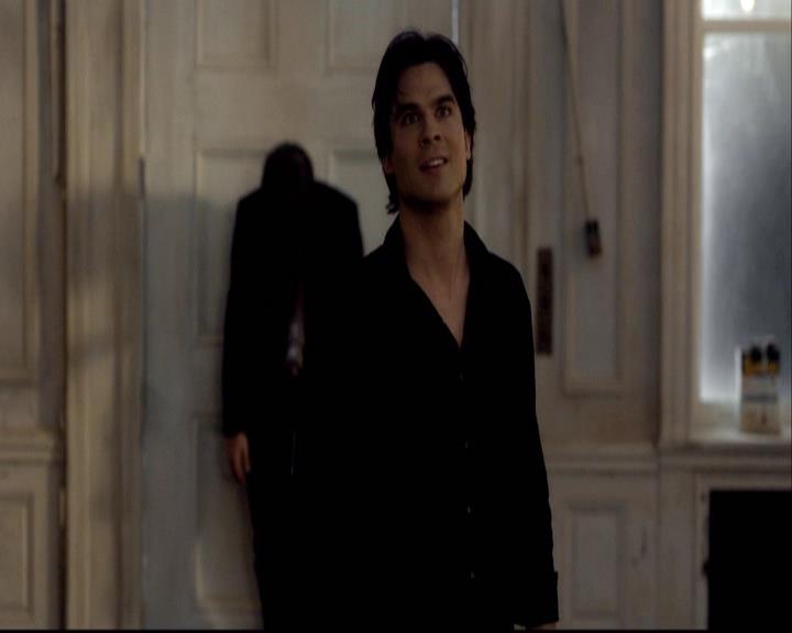 VampireDiariesWorld-dot-org_2x08Rose1763.jpg