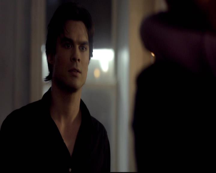 VampireDiariesWorld-dot-org_2x08Rose1768.jpg