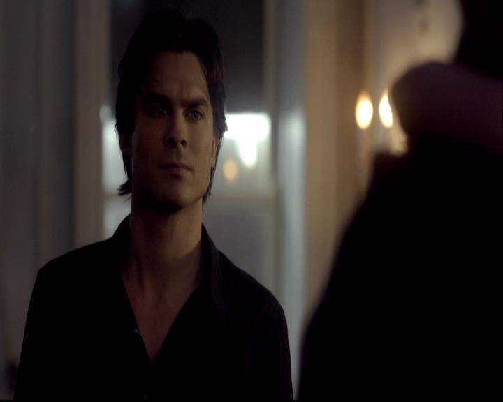VampireDiariesWorld-dot-org_2x08Rose1779.jpg