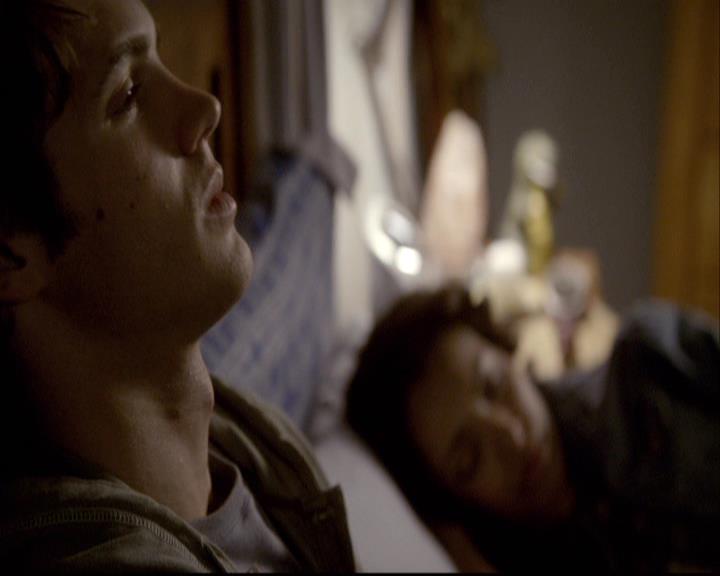 VampireDiariesWorld-dot-org_2x08Rose1795.jpg