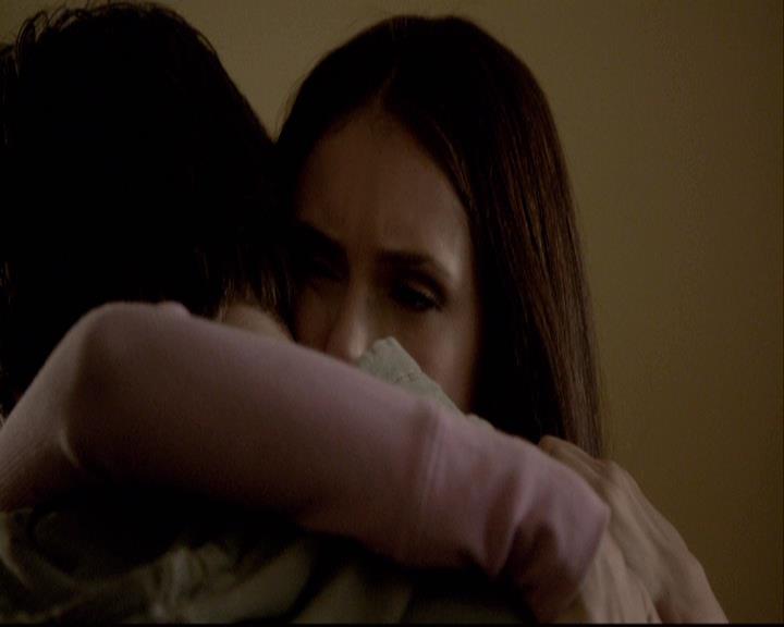 VampireDiariesWorld-dot-org_2x08Rose1833.jpg