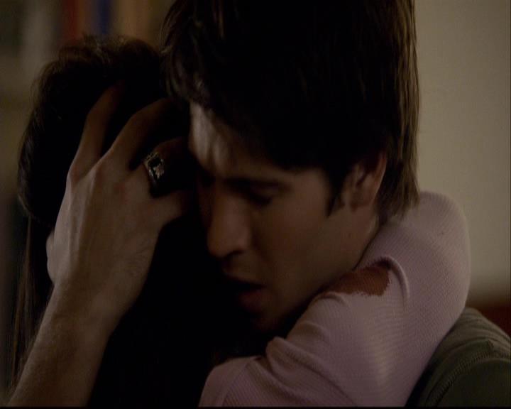 VampireDiariesWorld-dot-org_2x08Rose1836.jpg