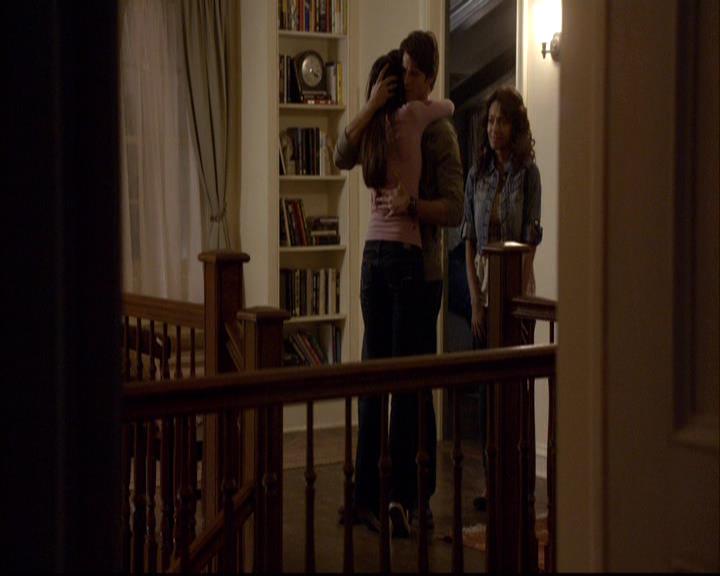 VampireDiariesWorld-dot-org_2x08Rose1842.jpg