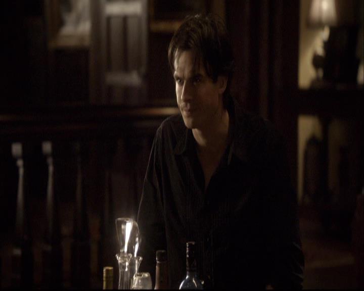 VampireDiariesWorld-dot-org_2x08Rose1851.jpg