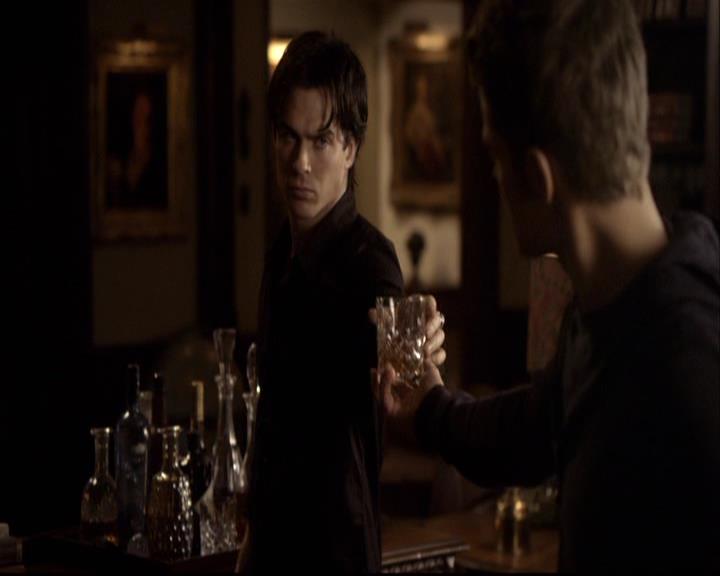 VampireDiariesWorld-dot-org_2x08Rose1858.jpg