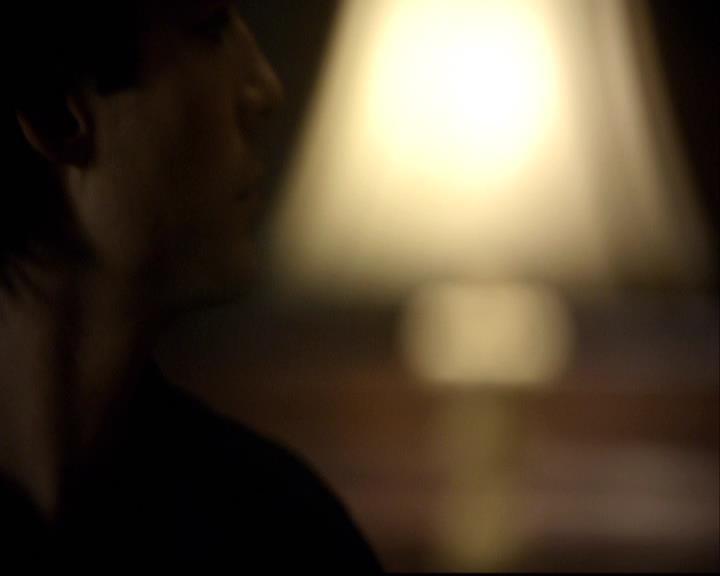 VampireDiariesWorld-dot-org_2x08Rose1874.jpg