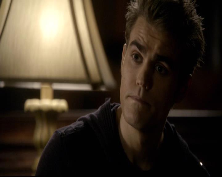 VampireDiariesWorld-dot-org_2x08Rose1887.jpg